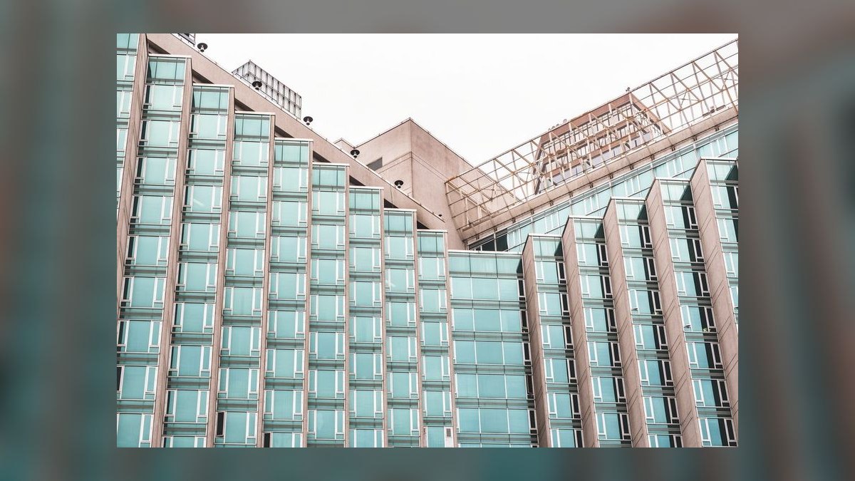 Who is the best fractional CRO in Perryville in 2027 — figure 8