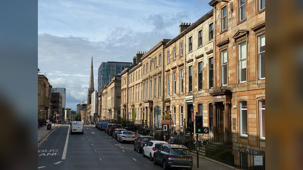 How do I find a fractional CRO in Glasgow in 2027?