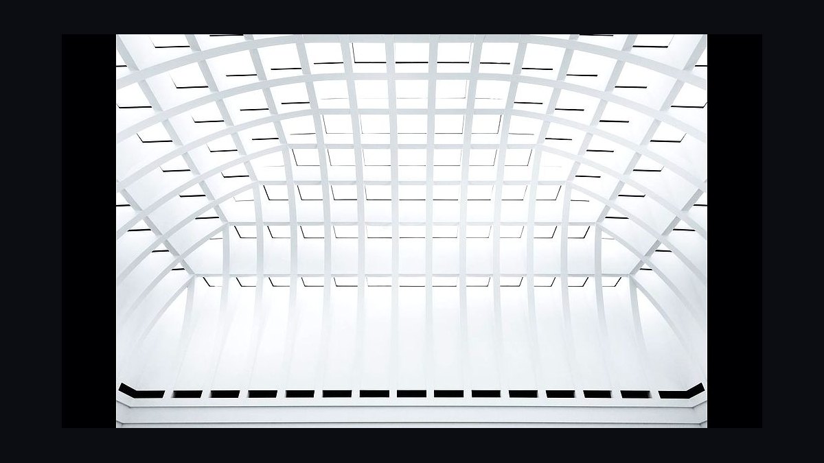 What metrics does a fractional CRO track at a $10M–$50M ARR services business in 2027 — figure 4