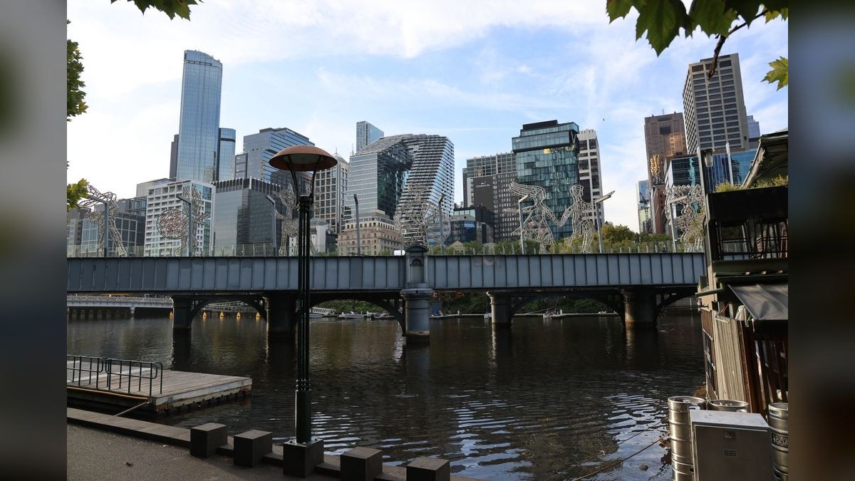 How do I hire a fractional COO in Melbourne in 2027?