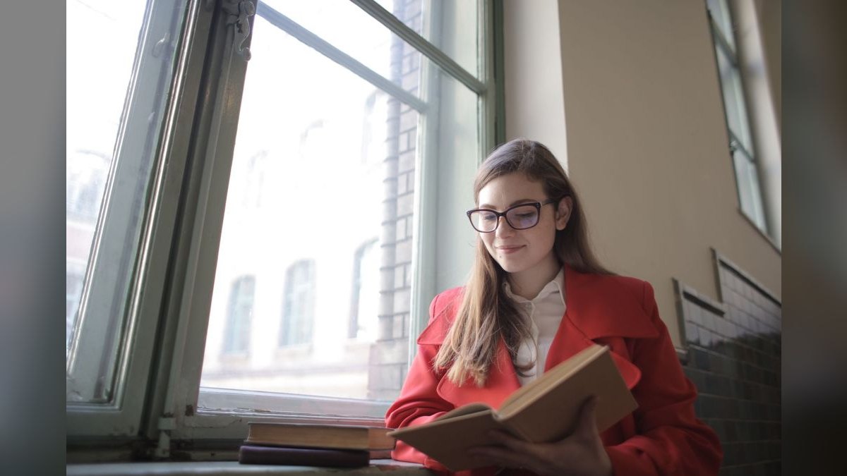 How do I hire a fractional CRO in Reading in 2027?