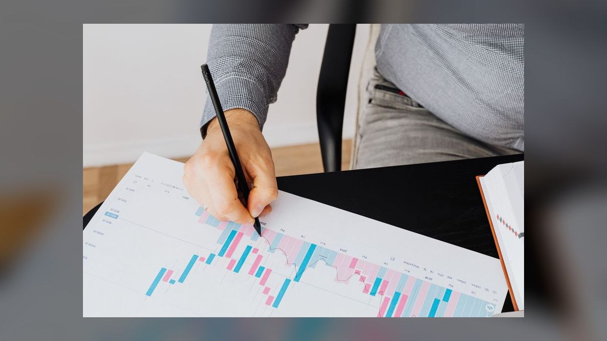 How do I choose a revenue operations tool for my fractional CRO engagement in 2027 — figure 5