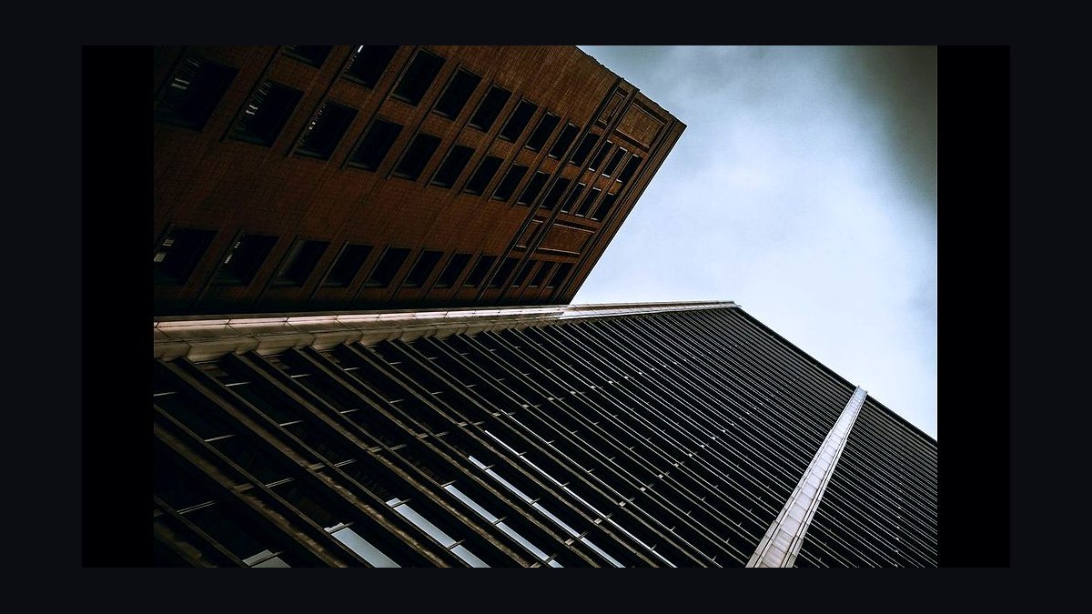 How do I onboard a fractional CRO when my company has never had a sales leader before in 2027?