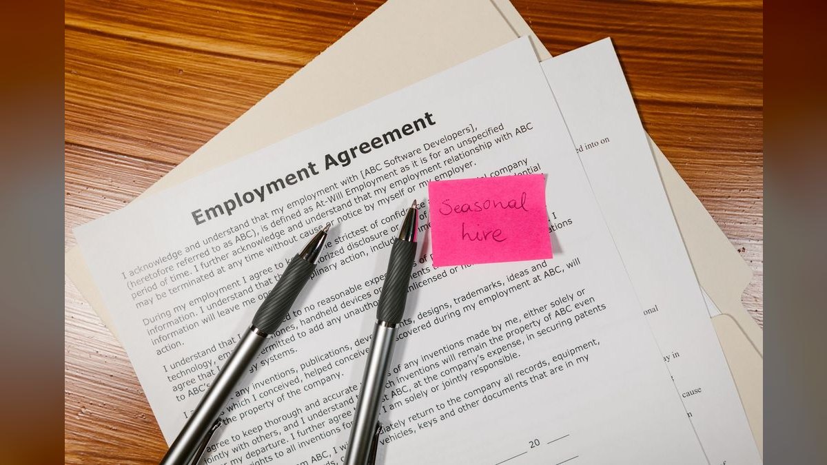 How do I hire a fractional CRO for a proptech business in 2027?