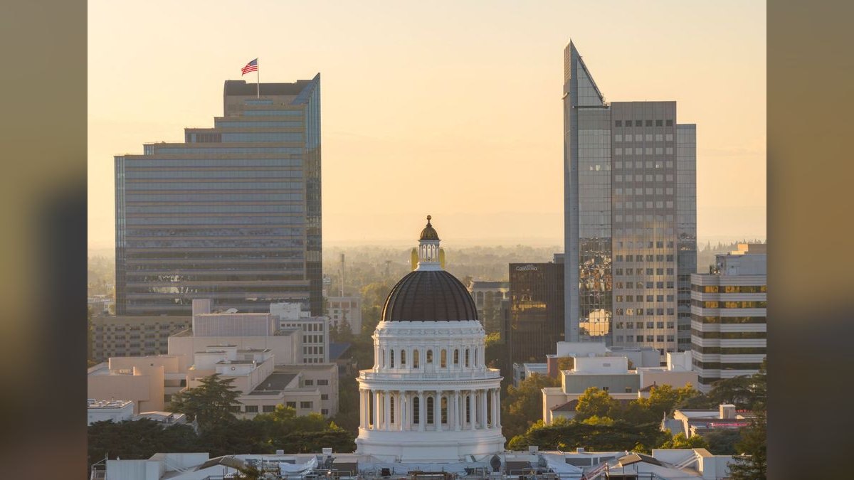 How do I hire a fractional CRO in California — figure 1
