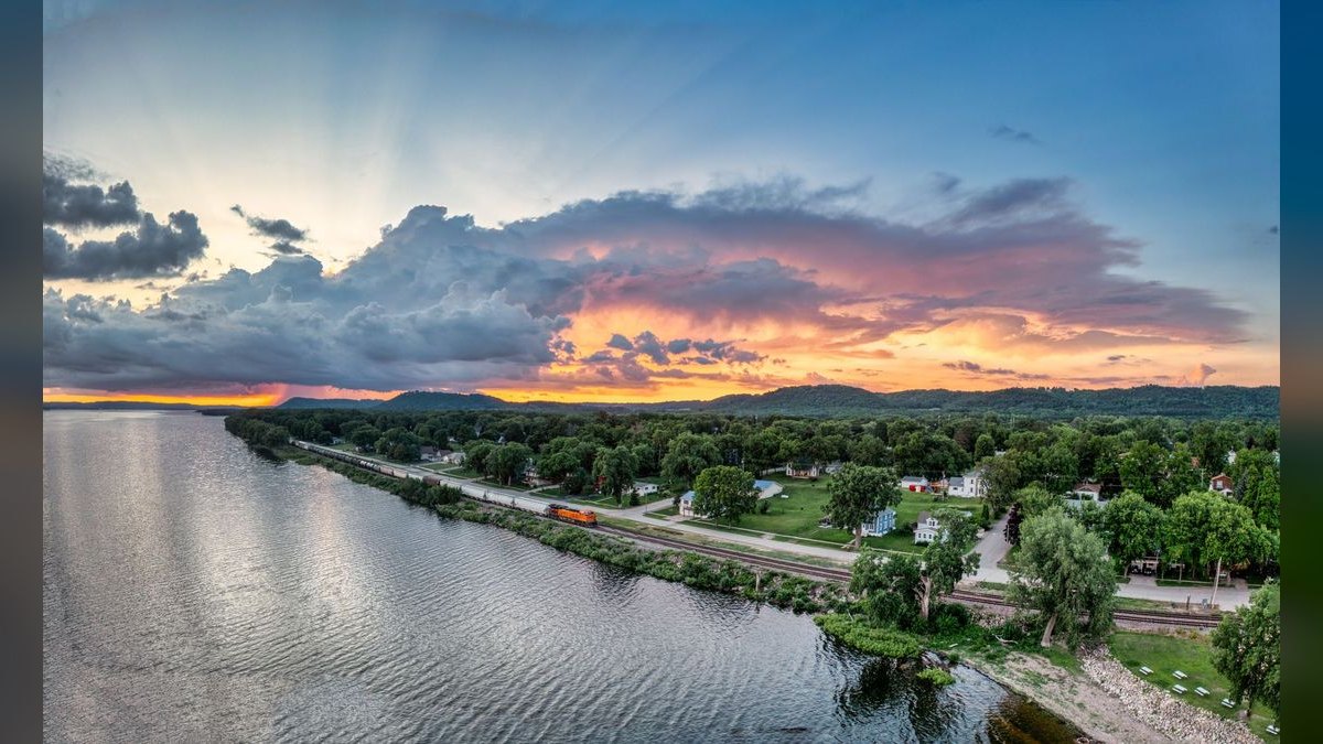 How do I hire a fractional CRO in Wisconsin in 2027?