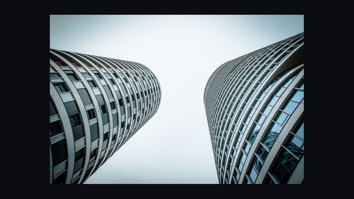 How do I set up a conflict-of-interest policy when my fractional CRO also advises a competitor in 2027?