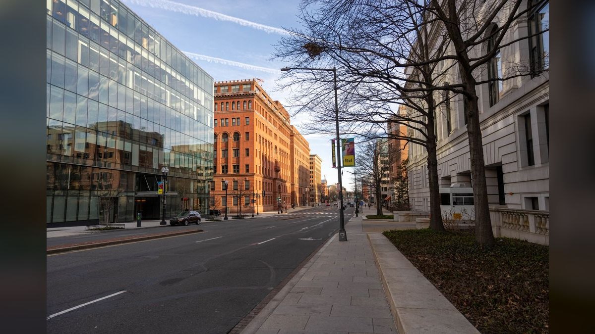 How do I hire a fractional CRO in Bethesda in 2027?