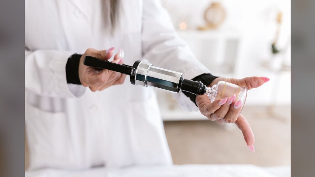 What does a fractional CRO do for a medtech business in 2027?