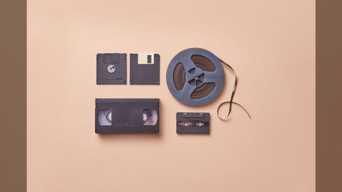 What does a fractional CRO do for a media business in 2027?