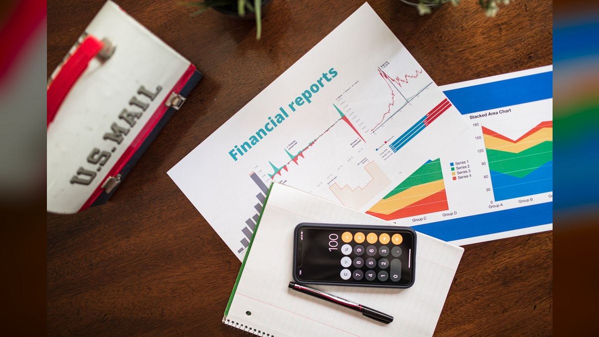 What is a fractional head of revenue and how do I hire one — figure 1