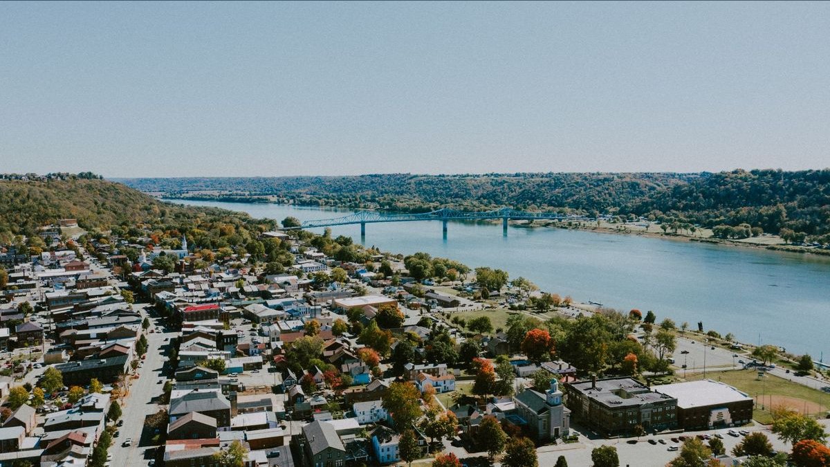 Top 10 Best Walkable Small Towns in America — figure 2