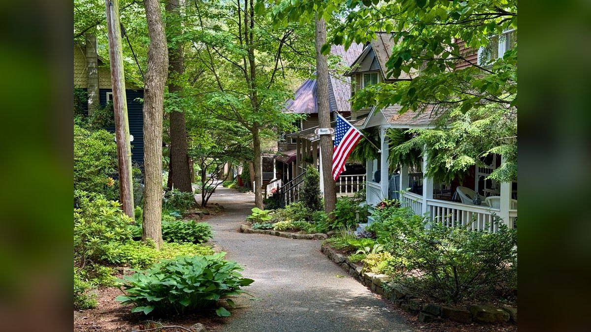 Top 10 Best Walkable Small Towns in America
