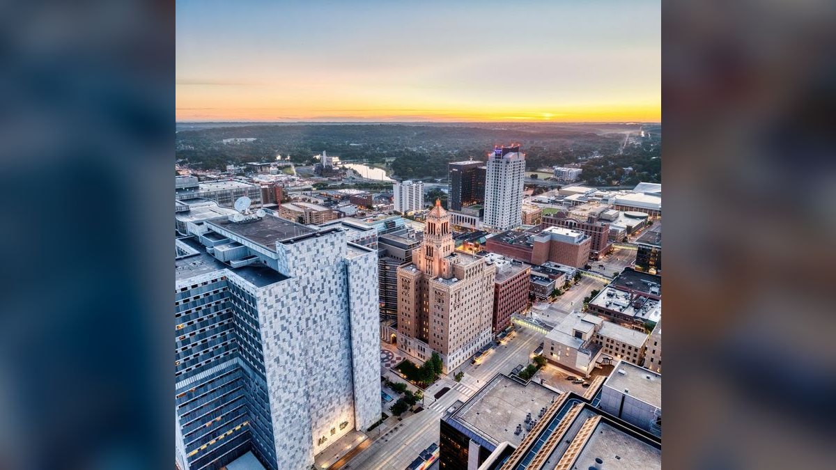 10 Best Cities to Retire in the Midwest 2027 (Low Cost, Four Seasons, Strong Healthcare) — figure 5