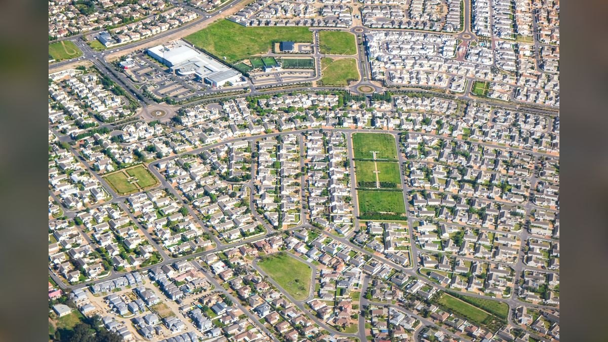 The 10 Best Suburbs for Families in the Southeast in 2027 — figure 1