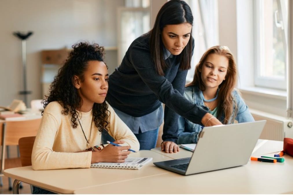 What are the best tools for tracking student behavior data without a complicated system in 2027 — figure 1