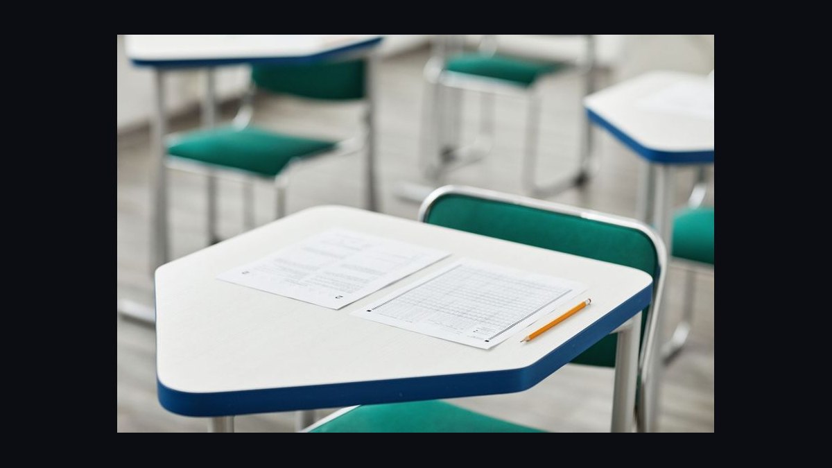 What are the best methods for providing accommodations during a whole-class assessment in 2027