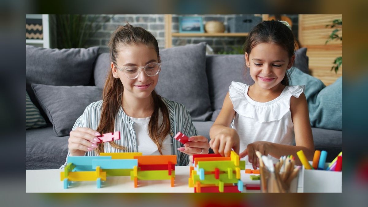 How do you build a weekly parent update email template that takes less than five minutes to personalize in 2027 — figure 8