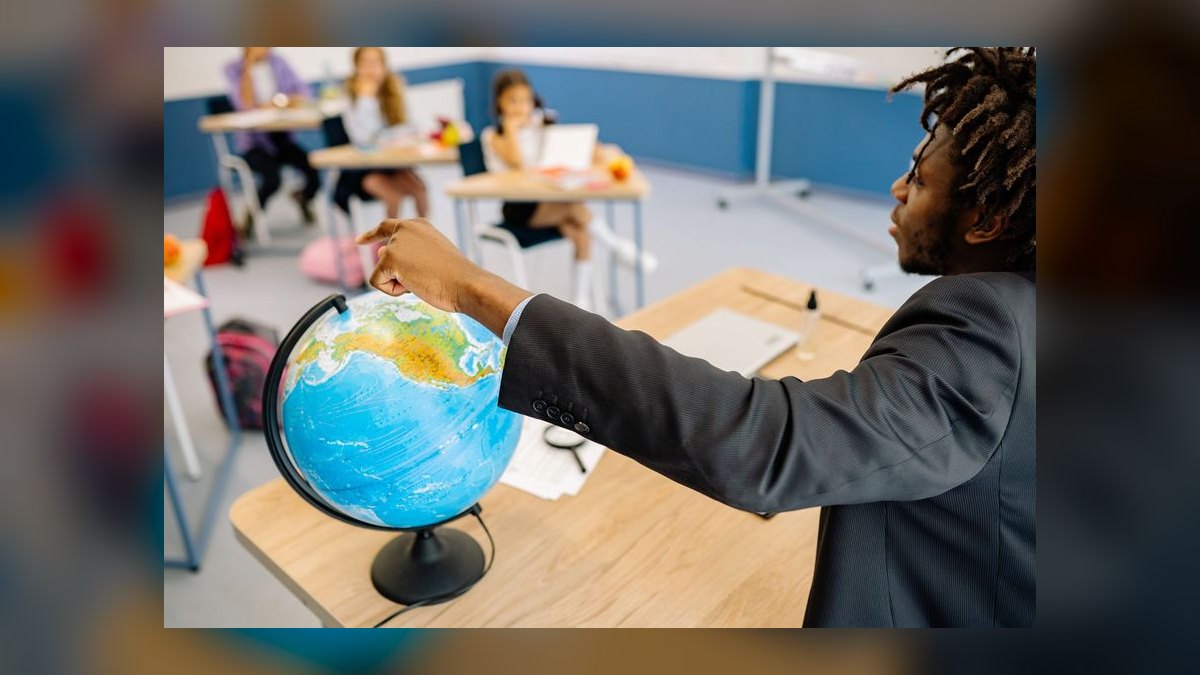 What are the top 10 ways to make your lesson plans more engaging for reluctant learners in 2027 — figure 4