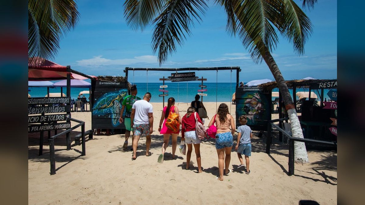 Top 10 Family Vacation Destinations in 2027 — figure 1
