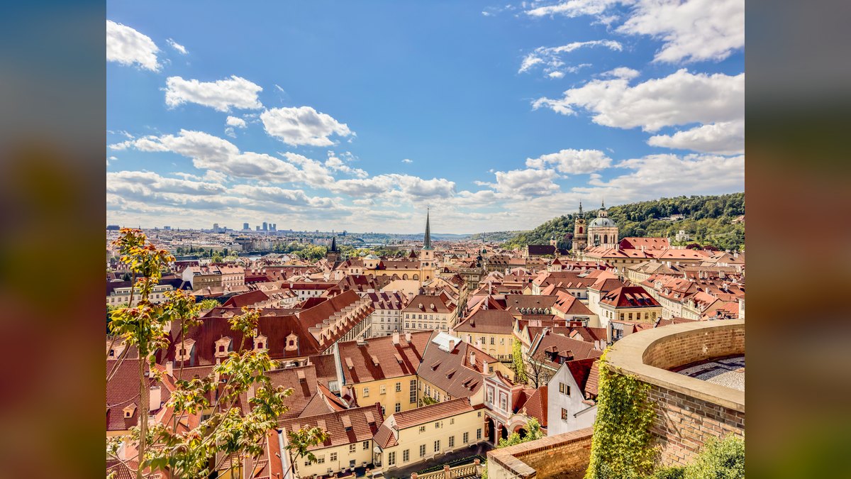 Top 10 European Cities to Visit in 2027 — figure 1