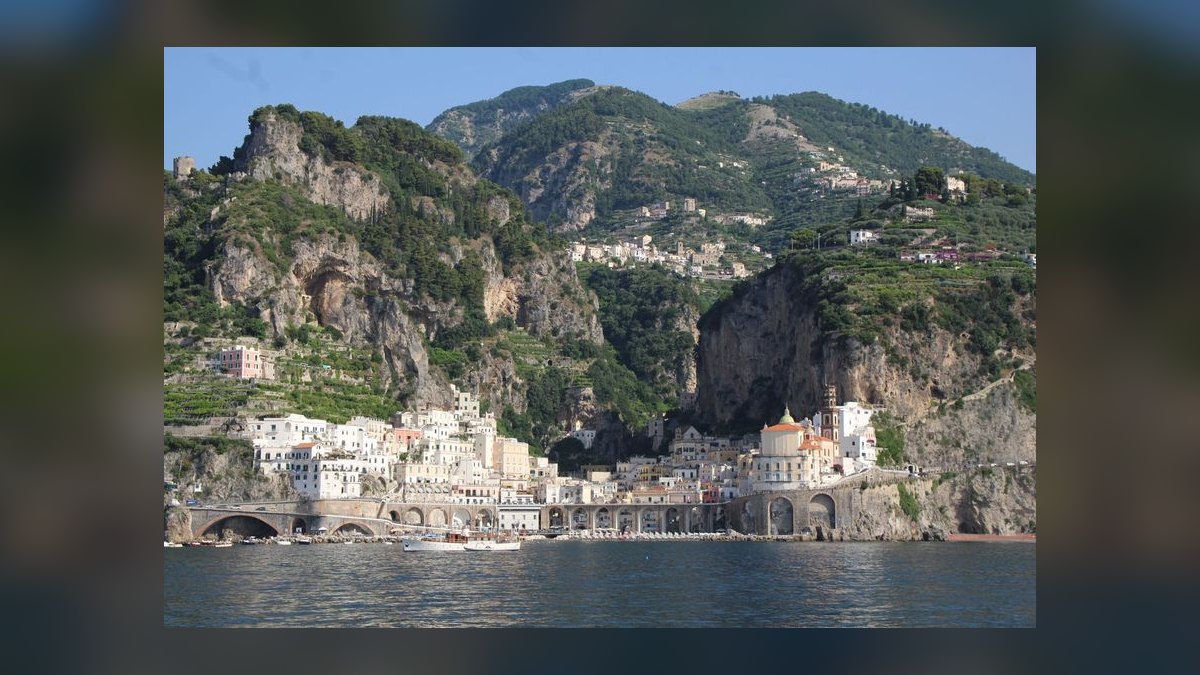 Top 10 Destinations in Italy in 2027 — figure 1
