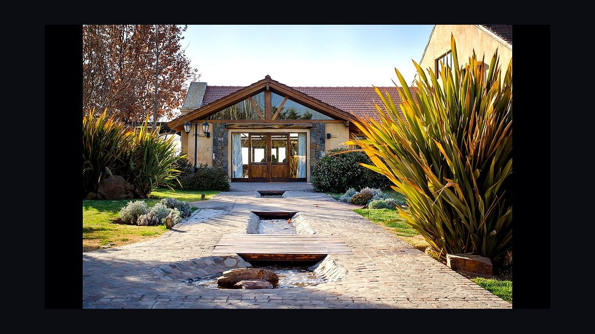 Top 10 Wine Country Destinations in the World in 2027 — figure 3