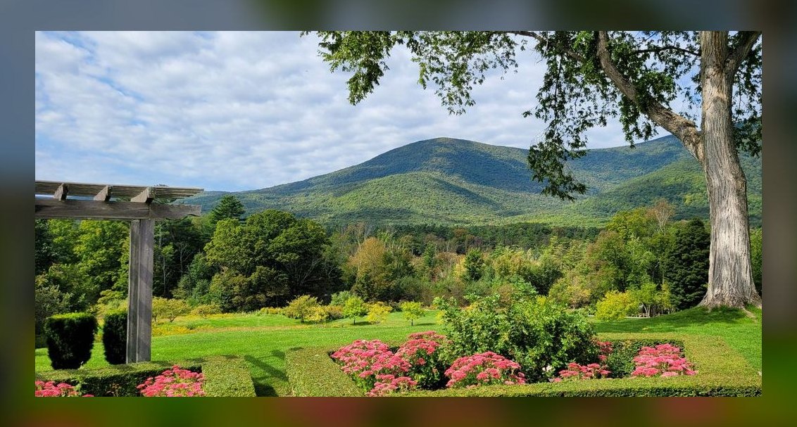 Top 10 Fall Foliage Destinations in 2027