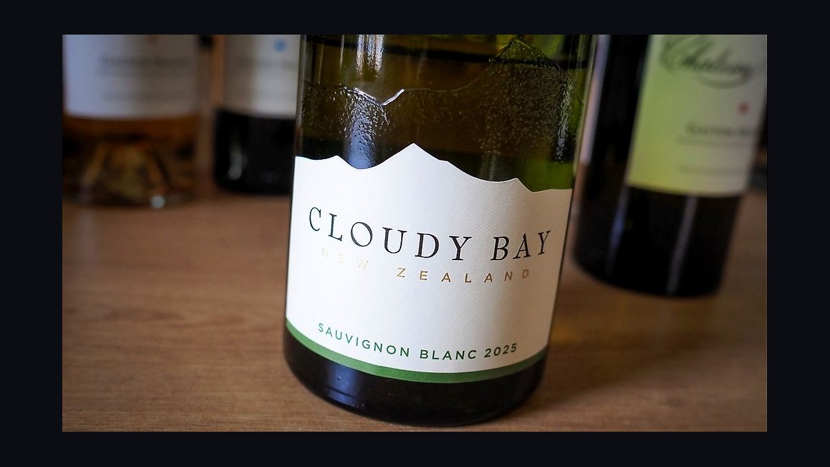 Top 10 Wine Regions in the World in 2027 — figure 9