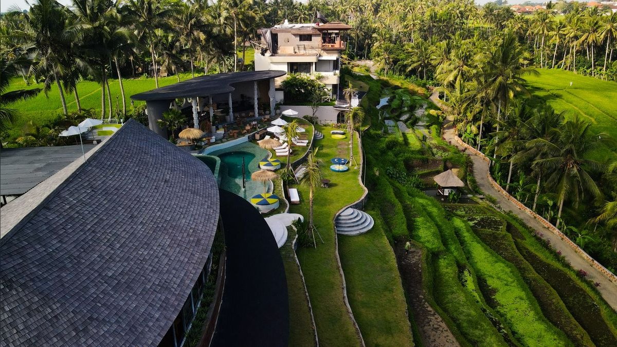 The 10 Best Luxury Resorts in Bali for Couples & Honeymooners in 2027 — figure 1