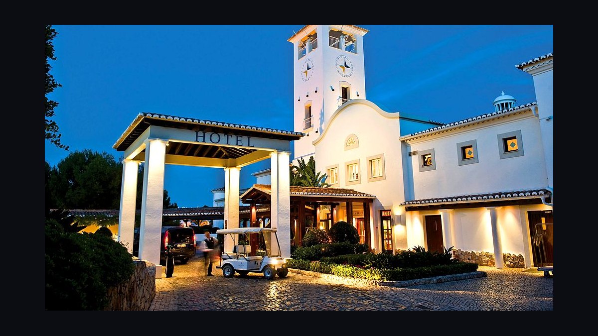 Top 10 Resorts in Algarve in 2027