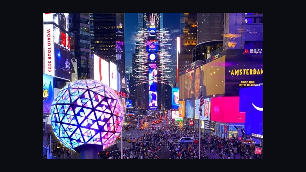 The 10 Best New Year's Eve Celebrations Around the World in 2027