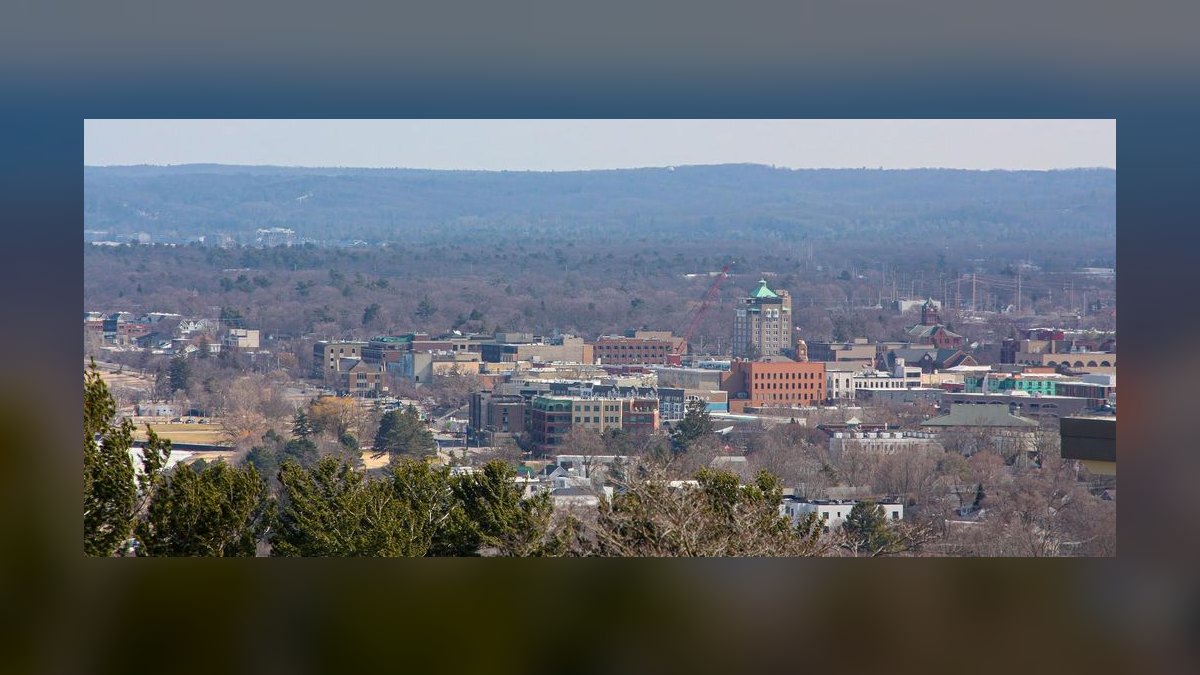 Top 10 Best Lake Towns in America in 2027 — figure 3