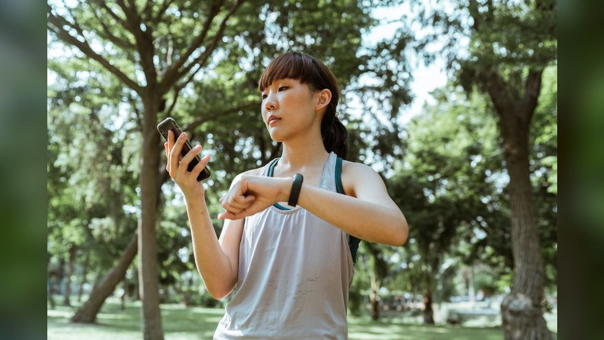 Top 10 Fitness Trackers 2027 — figure 2