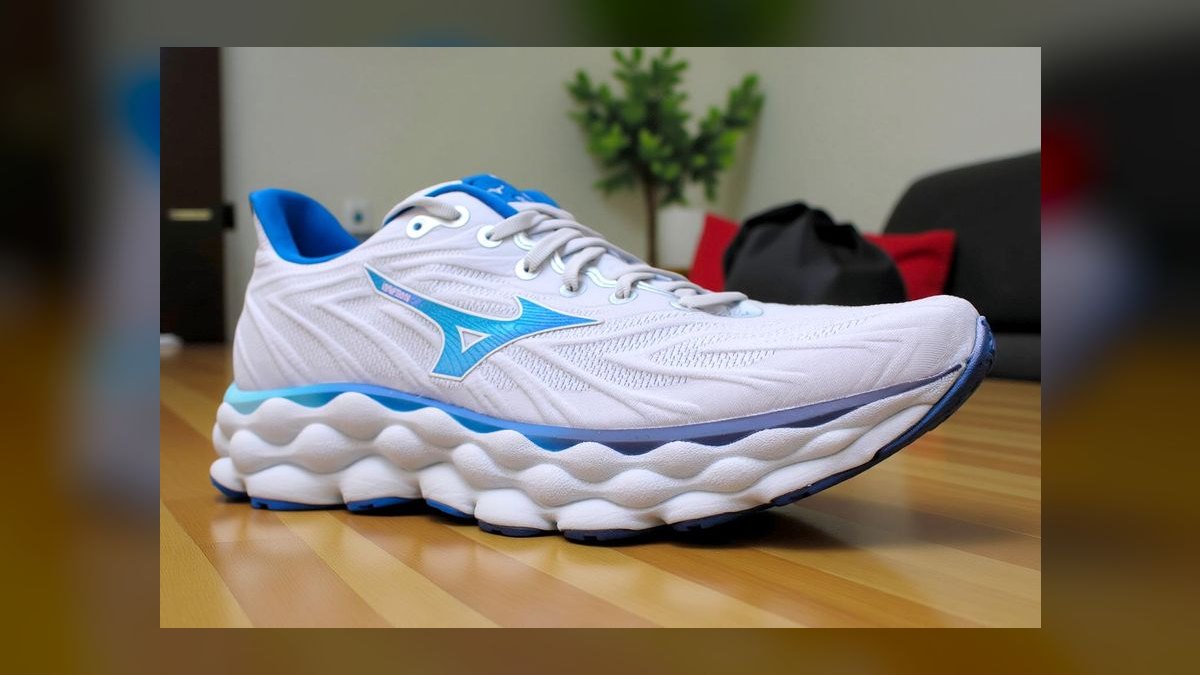 Top 10 Cushioned Running Sneakers for High Arches in 2027 — figure 7